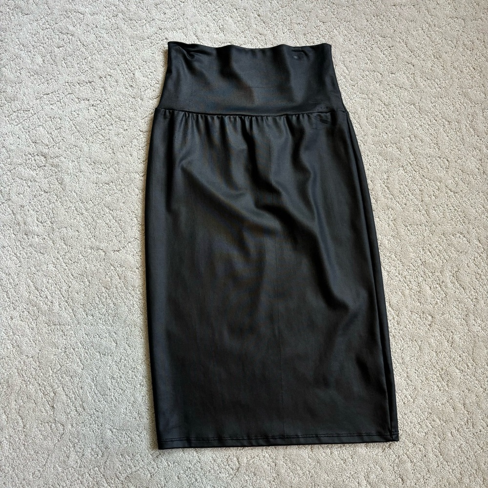 Leather-look Pencil Skirt